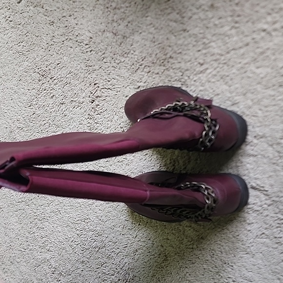 Long Maroon Boots - Picture 6 of 6